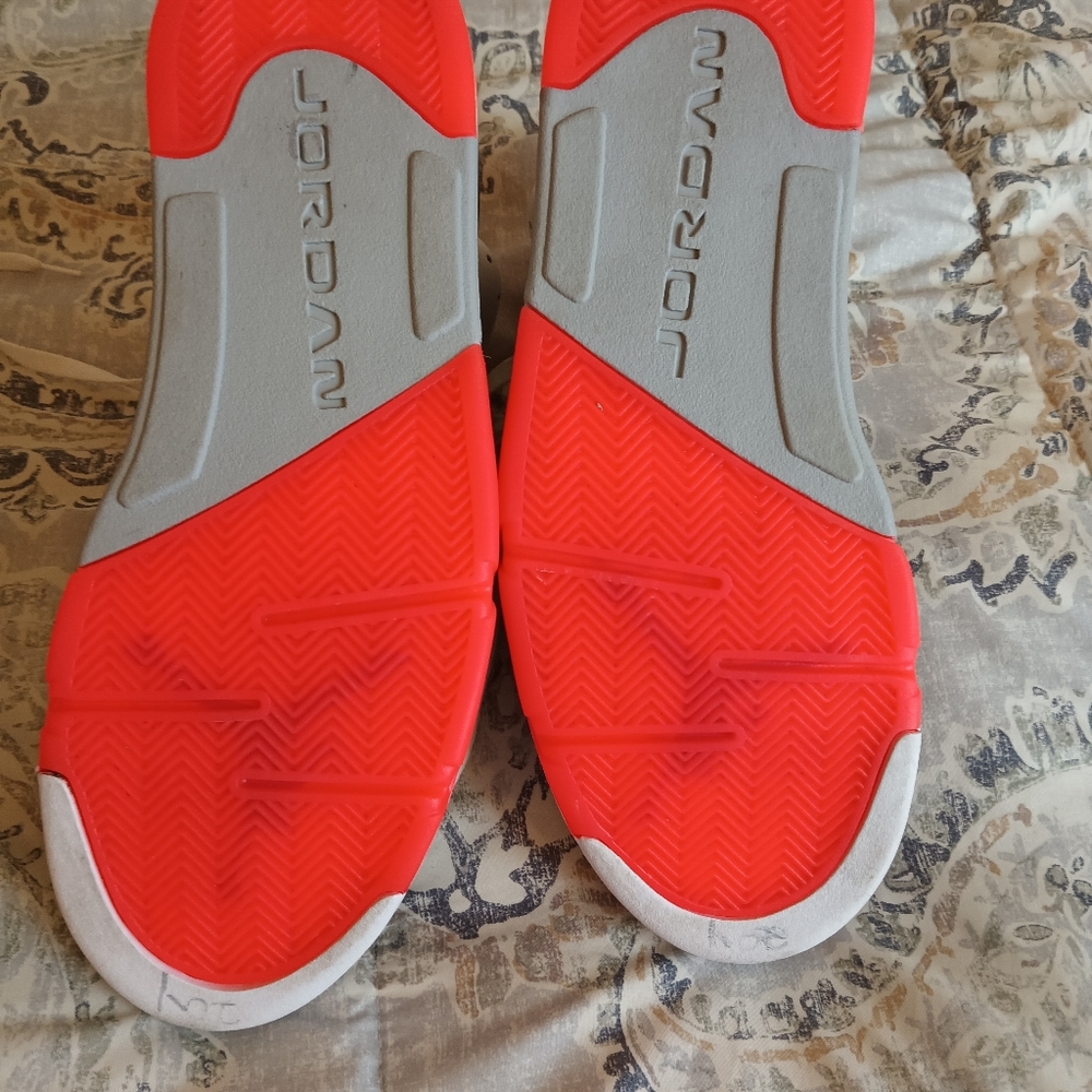 JORDAN SNEAKERS